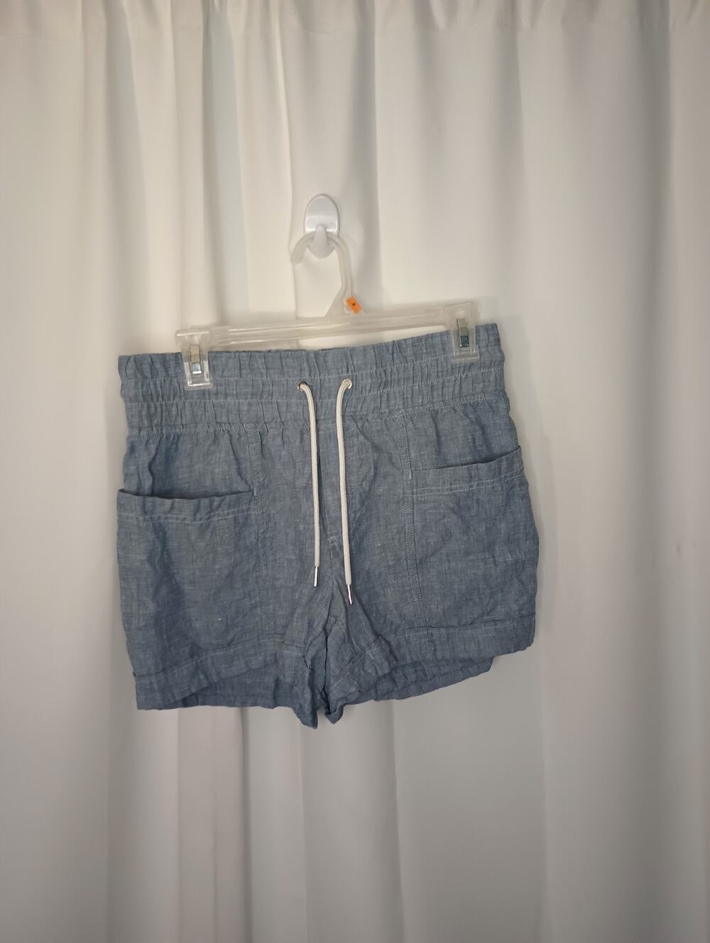 Athleta Cabo Linen 4" Shorts Size 4 Chambray Blue Pull On Beach Coastal Outdoor